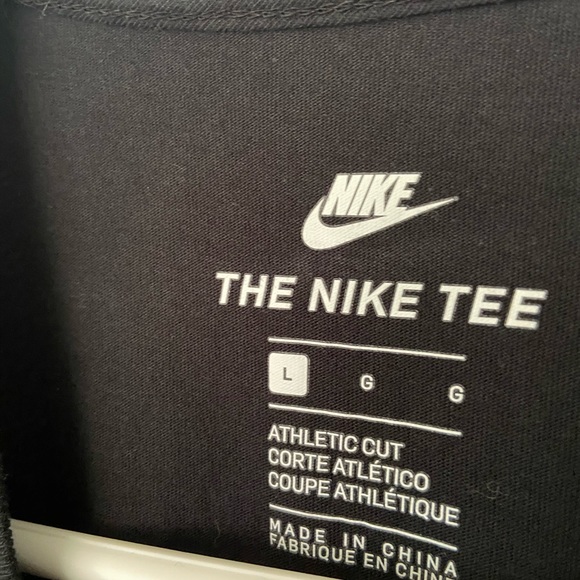 Nike t-shirt - Picture 2 of 3